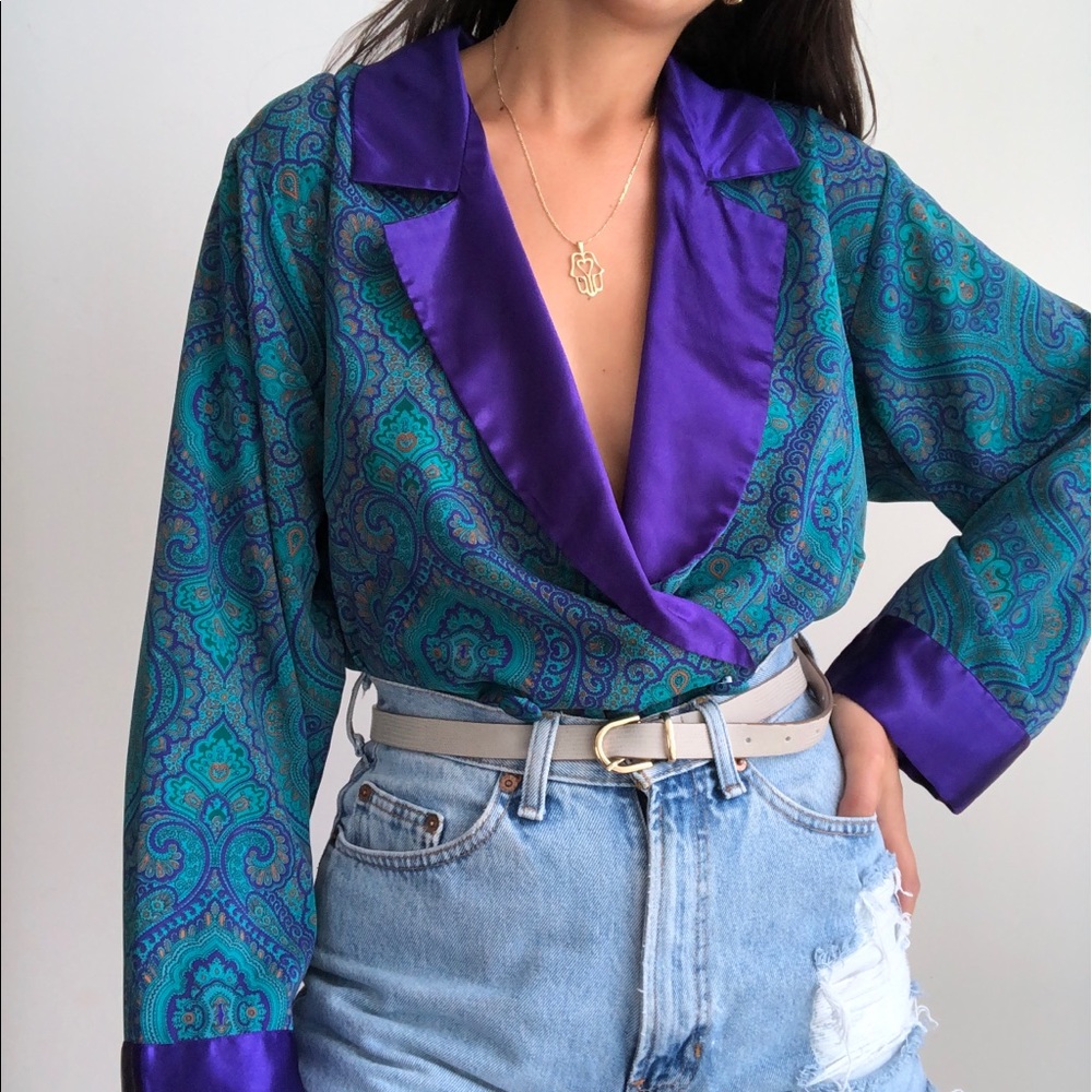 Vintage Victoria’s Secret paisley top M